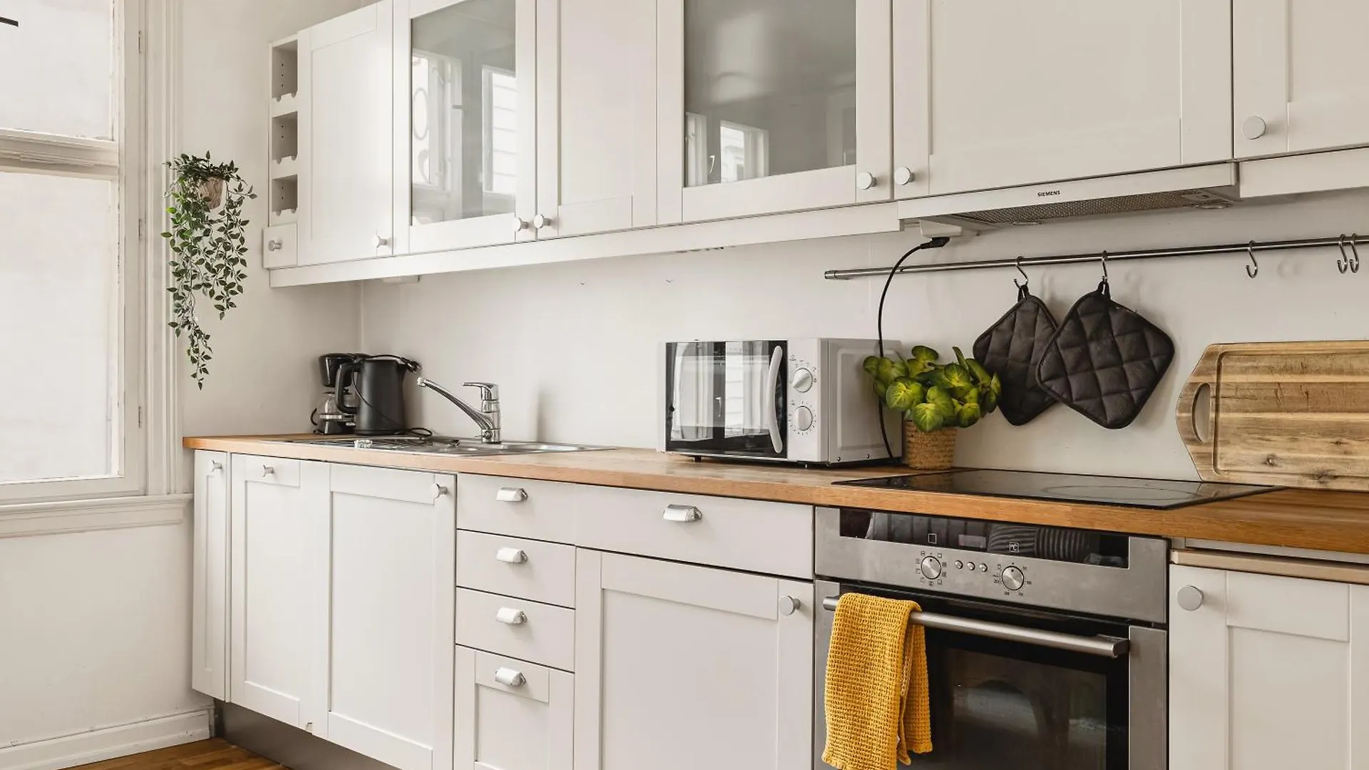 Spacious! 2024 Renovated! 4 Bedrooms! Bergen 0*,  Norway